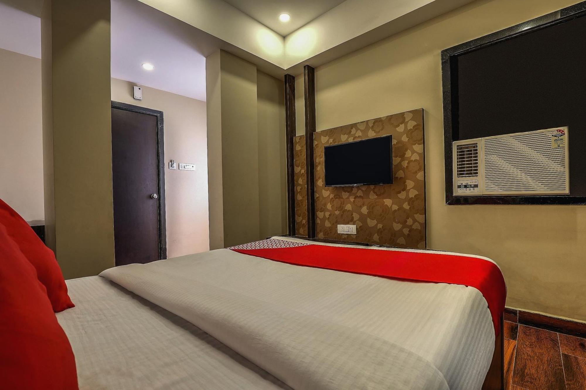 Capital O Sky Grand Hotel Hyderabad Eksteriør billede